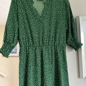 Green MIDI Polka Dotted Dress Sz Medium to Large